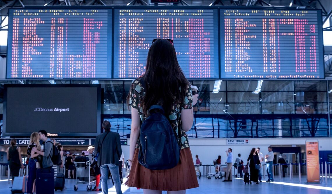 Holiday Travel Tips for Foreign Nationals